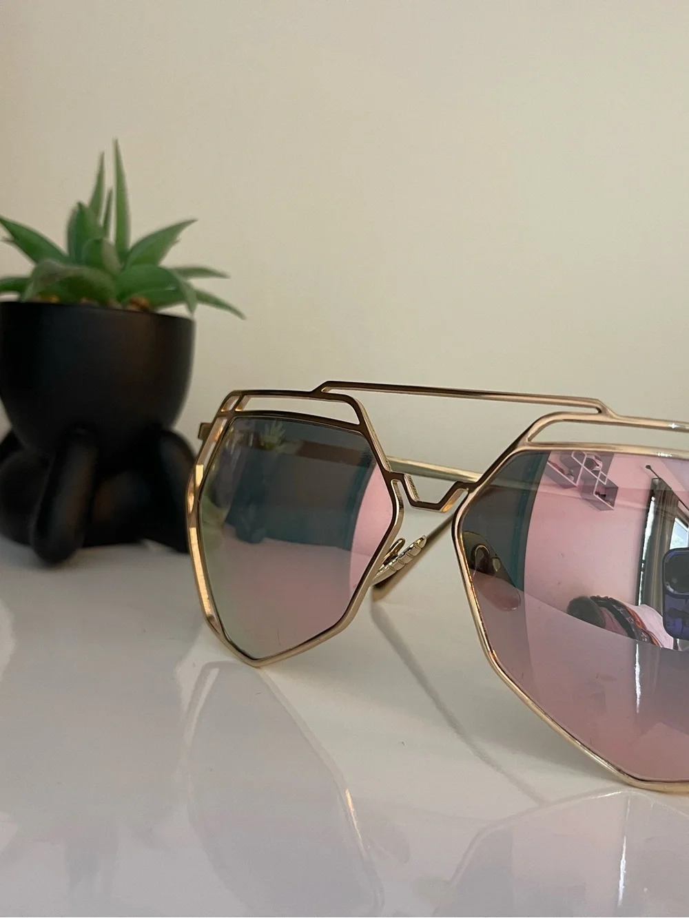 Geometric Gold-Frame Sunglasses with Pink Mirrored Lenses
